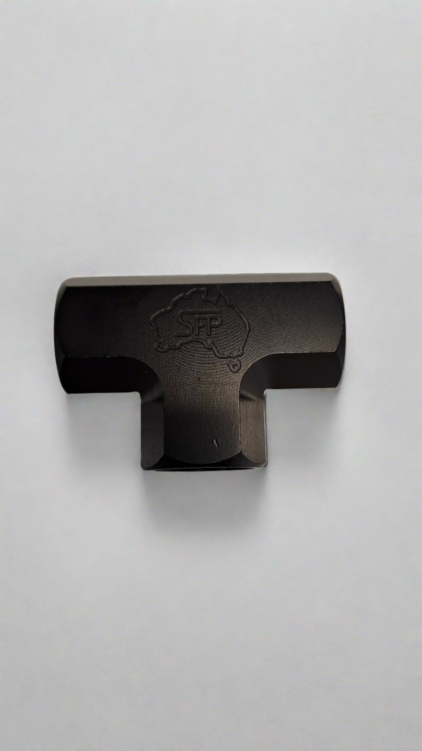 Speedflow Female O-ring Tee fitting in Black